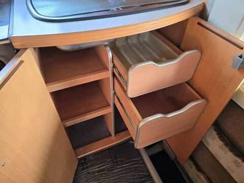 Auto-Sleepers Nuevo Eton 41