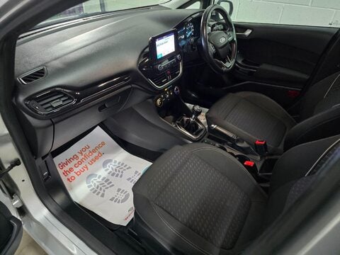 Ford Fiesta ZETEC 37