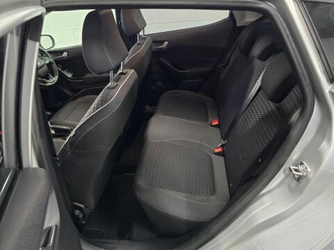 Ford Fiesta ZETEC 39