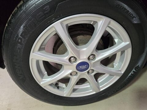 Ford Fiesta ZETEC 42