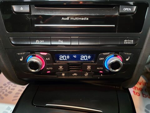 Audi RS4 4.2 FSI V8 S Tronic quattro Euro 5 5dr 30