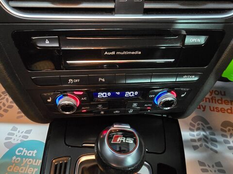 Audi RS4 4.2 FSI V8 S Tronic quattro Euro 5 5dr 29