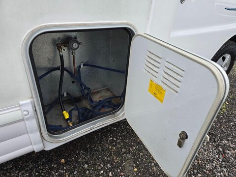 Autocruise Stargazer Grand Tour 13