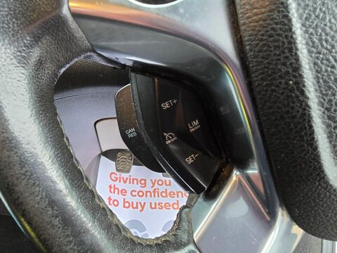 Ford Transit Custom 290 LIMITED LR DCB 29