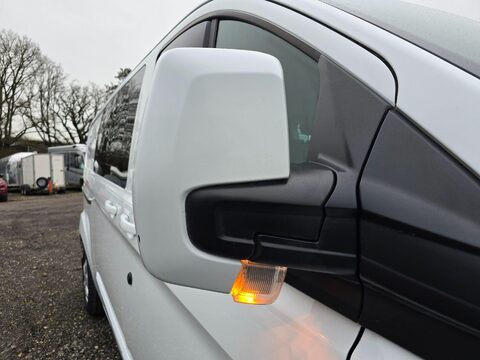Ford Transit Custom 290 LIMITED LR DCB 44
