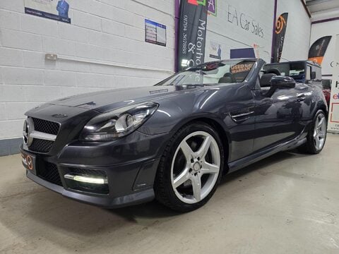 Mercedes-Benz SLK SLK350 BLUEEFFICIENCY AMG SPORT ED125 16