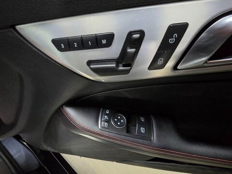 Mercedes-Benz SLK SLK350 BLUEEFFICIENCY AMG SPORT ED125 34