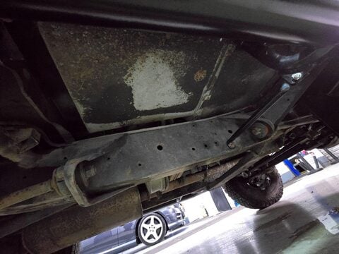 Land Rover Defender 90 TD5 COUNTY HARD TOP 18