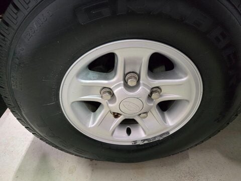 Land Rover Defender 90 TD5 COUNTY HARD TOP 30