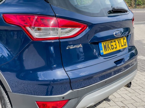 Ford Kuga 2.0 TDCi Titanium X 2WD Euro 5 5dr 24