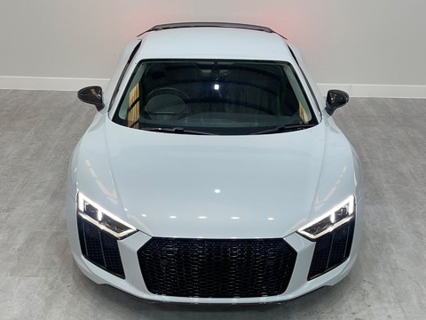 Audi R8 5.2 FSI V10 Plus S Tronic quattro Euro 6 (s/s) 2dr 44