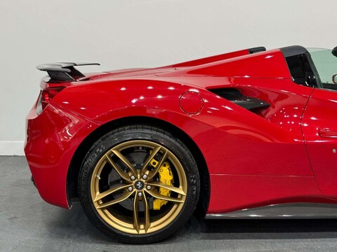 Ferrari 488 3.9T V8 Spider F1 DCT Euro 6 (s/s) 2dr 24