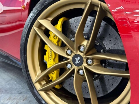 Ferrari 488 3.9T V8 Spider F1 DCT Euro 6 (s/s) 2dr 29