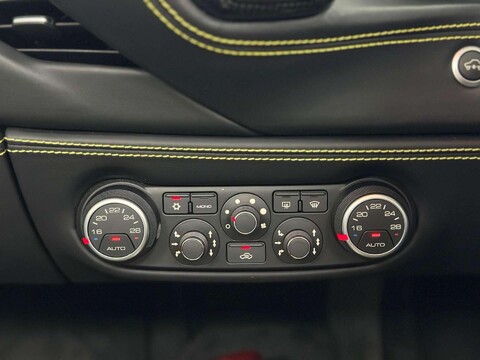 Ferrari 488 3.9T V8 Spider F1 DCT Euro 6 (s/s) 2dr 66