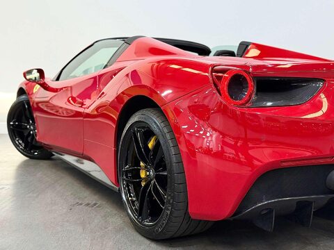 Ferrari 488 3.9T V8 Spider F1 DCT Euro 6 (s/s) 2dr 34