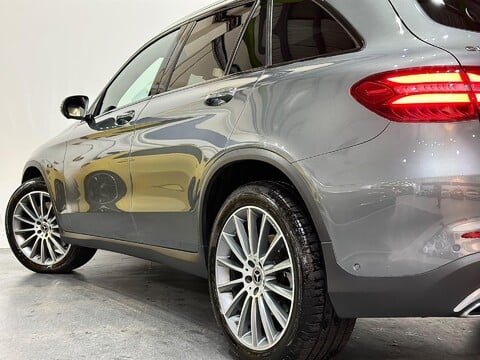 Mercedes-Benz GLC 2.1 GLC250d AMG Line (Premium) G-Tronic 4MATIC Euro 6 (s/s) 5dr 24