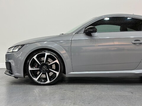 Audi TT 2.5 TFSI S Tronic quattro Euro 6 (s/s) 3dr 22