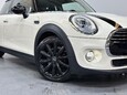 Mini Hatch 1.5 Cooper D Euro 6 (s/s) 3dr 15