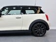 Mini Hatch 1.5 Cooper D Euro 6 (s/s) 3dr 21