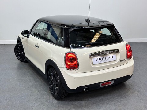 Mini Hatch 1.5 Cooper D Euro 6 (s/s) 3dr 29