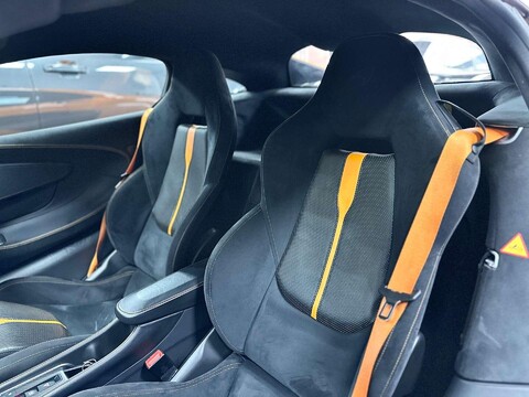 McLaren 570S 3.8 570s Coupe Semi-Auto 2dr 30