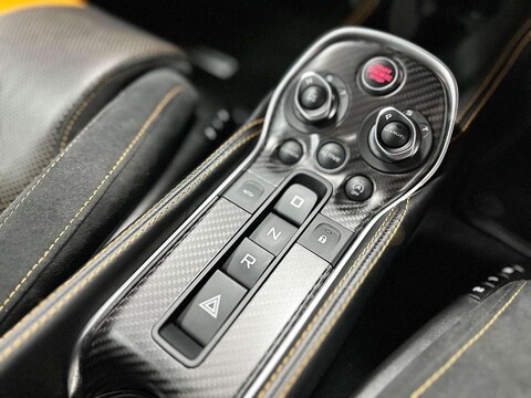 McLaren 570S 3.8 570s Coupe Semi-Auto 2dr 37