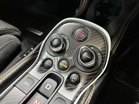 McLaren 570S 3.8 570s Coupe Semi-Auto 2dr 38