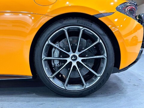 McLaren 570S 3.8 570s Coupe Semi-Auto 2dr 48