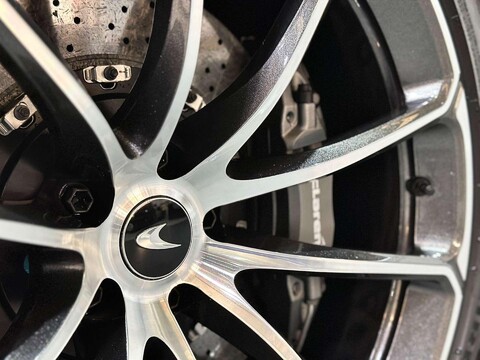 McLaren 570S 3.8 570s Coupe Semi-Auto 2dr 51