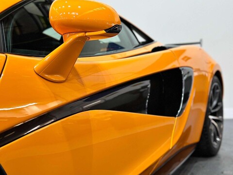 McLaren 570S 3.8 570s Coupe Semi-Auto 2dr 54