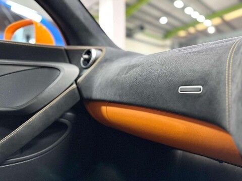 McLaren 570S 3.8 570s Coupe Semi-Auto 2dr 61