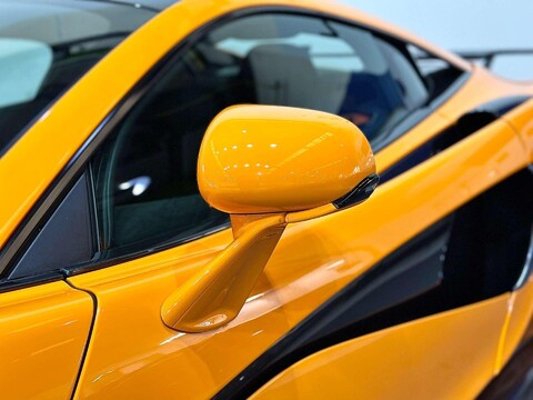 McLaren 570S 3.8 570s Coupe Semi-Auto 2dr 53