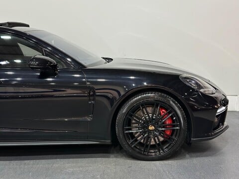 Porsche Panamera 4.0T V8 Turbo Saloon PDK 4WD Euro 6 (s/s) 5dr 15