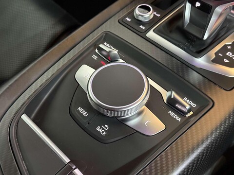 Audi R8 5.2 FSI V10 Plus S Tronic quattro Euro 6 (s/s) 2dr 52