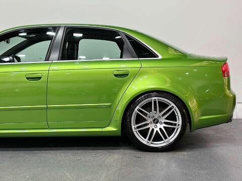 Audi A4 4.2 RS 4 Quattro 4WD 4dr 18