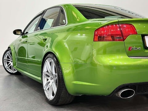 Audi A4 4.2 RS 4 Quattro 4WD 4dr 27