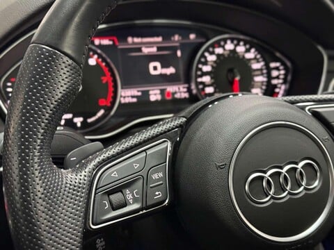 Audi A4 2.0 A4 Black Edition 40 TFSI Semi-Auto 4dr 31