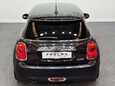 Mini Hatch 1.5 Cooper Auto 3dr 23