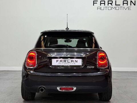 Mini Hatch 1.5 Cooper Auto 3dr 25