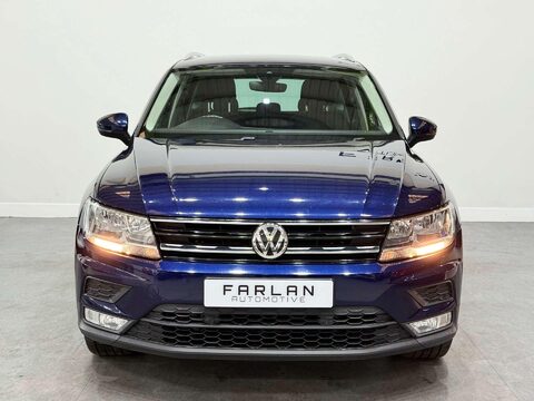 Volkswagen Tiguan 2.0 Tiguan SE Nav TDI BlueMotion Technology 4Motion Semi-Auto 4WD 5dr 10