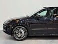 Porsche Cayenne 4.0 Cayenne V8 T Auto 4WD 5dr 17