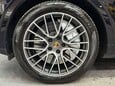 Porsche Cayenne 4.0 Cayenne V8 T Auto 4WD 5dr 72