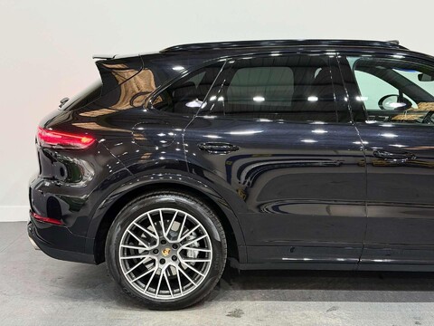 Porsche Cayenne 4.0 Cayenne V8 T Auto 4WD 5dr 13