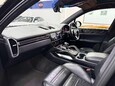 Porsche Cayenne 4.0 Cayenne V8 T Auto 4WD 5dr 34