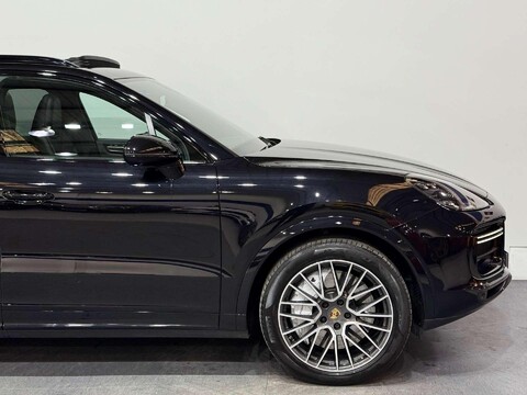 Porsche Cayenne 4.0 Cayenne V8 T Auto 4WD 5dr 14