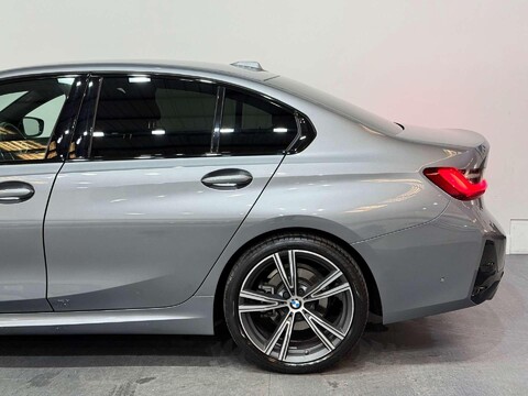 BMW 3 Series 2.0 320I M Sport Auto 4dr 17