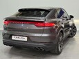 Porsche Cayenne 3.0 Cayenne V6 E-Hybrid Auto 4WD 5dr 12