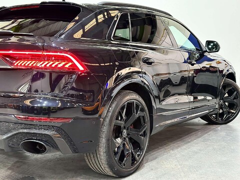 Audi Q8 4.0 RS Q8 Carbon Black TFSI MHEV Quattro Auto 4WD 5dr 28