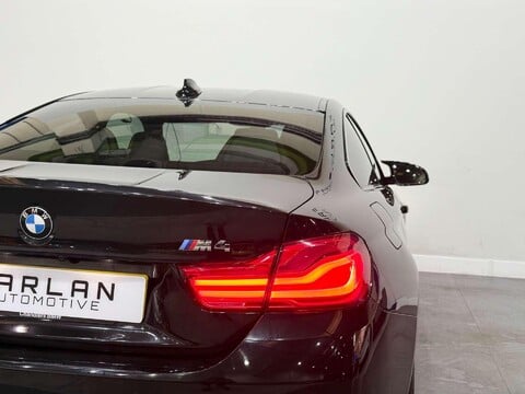 BMW 4 Series 3.0 M4 Semi-Auto 2dr 23