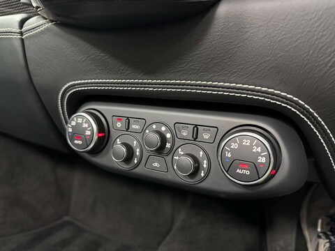 Ferrari 458 4.5 458 Spider DCT Semi-Auto 2dr 39